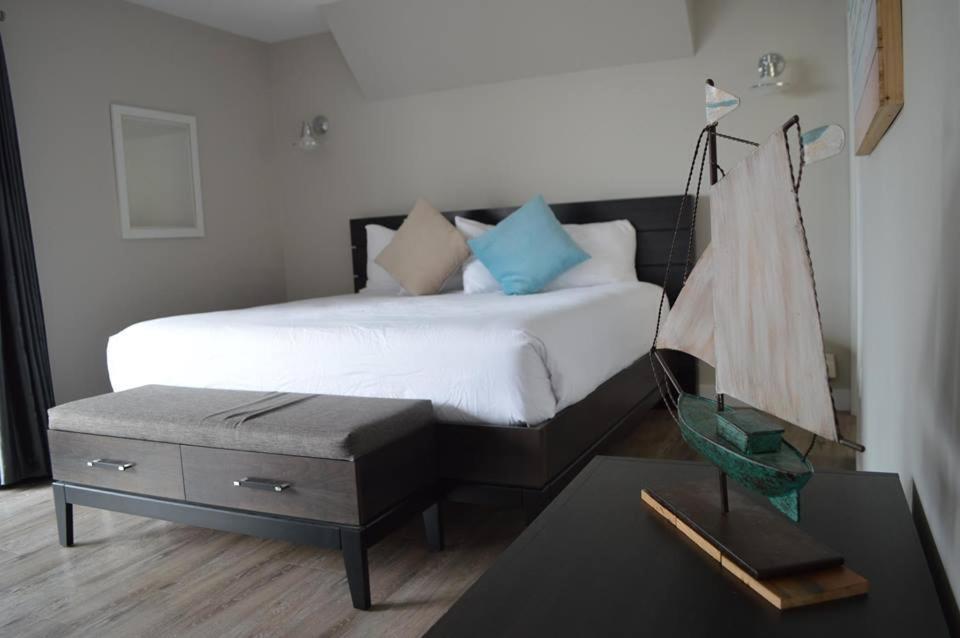 Driftwood Inn سيتشيلت المظهر الخارجي الصورة
